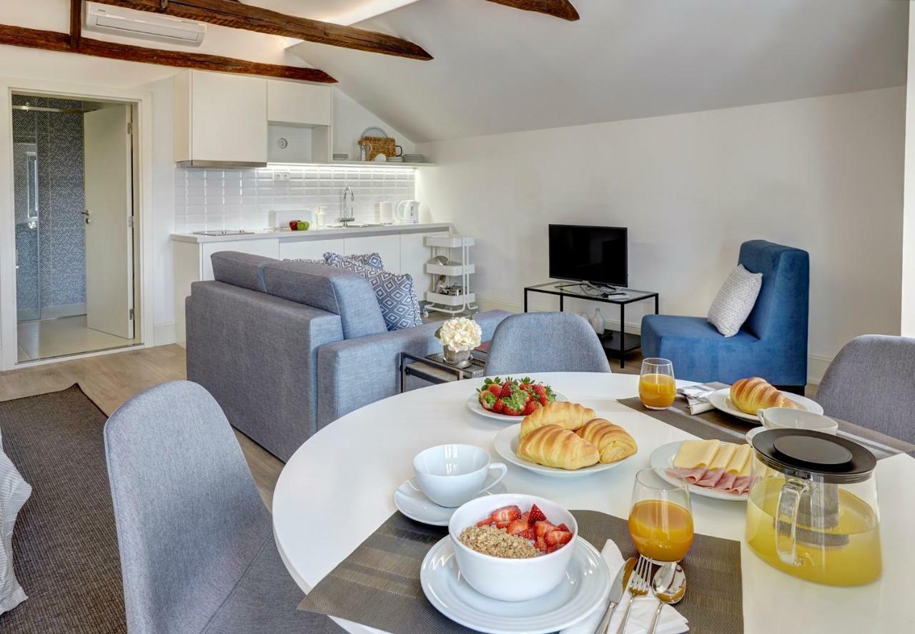 Porto Downtown Lovers Suites: Bombarda 451 Luaran gambar